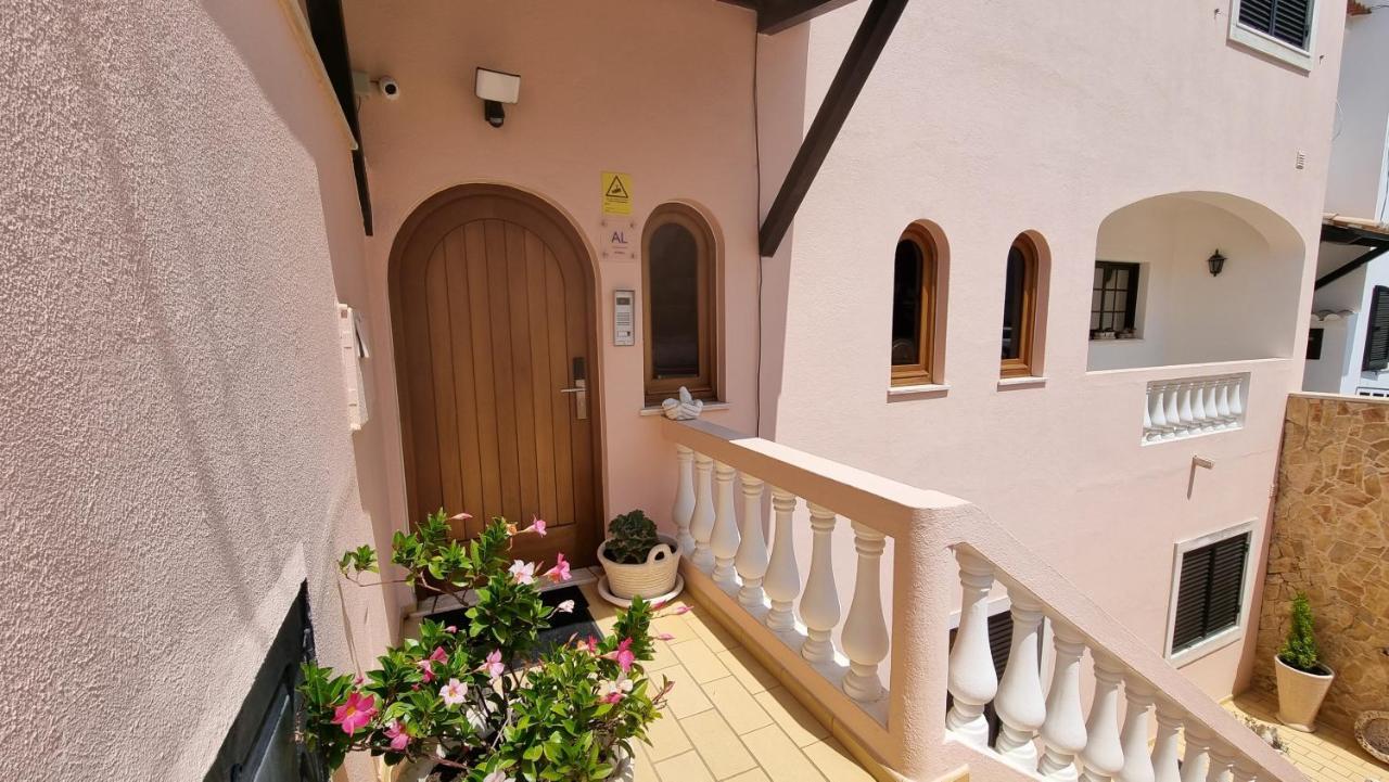 Quarto En-Suite Casa Cristina ลากอส ภายนอก รูปภาพ
